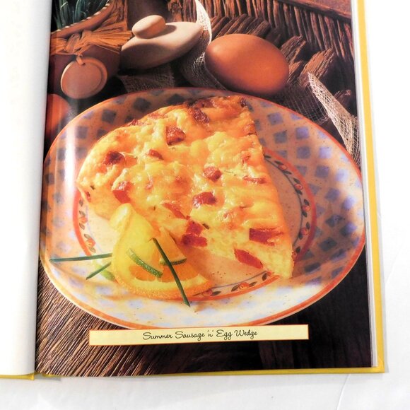 Favorite Brand Name All Time Favorite Casseroles Cookbook 2002 Hardcover - Picture 5 of 8